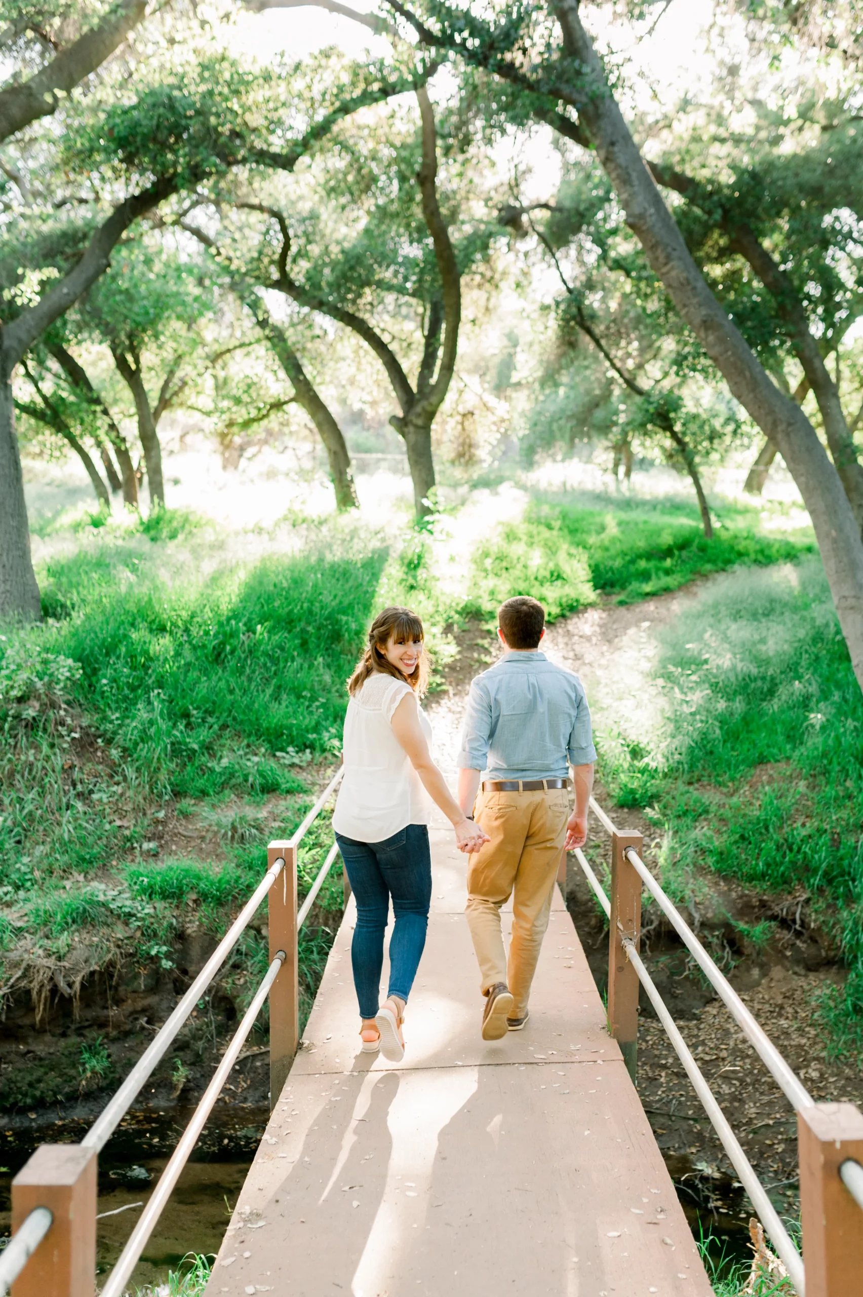 When to Plan Your Beautiful Engagement Session